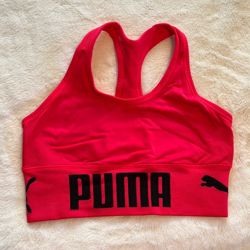Sports bra